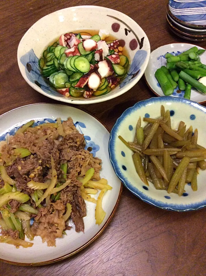 タコの酢の物  フキのキンピラ  セロリと牛肉の炒めもの|ちょこりんさん