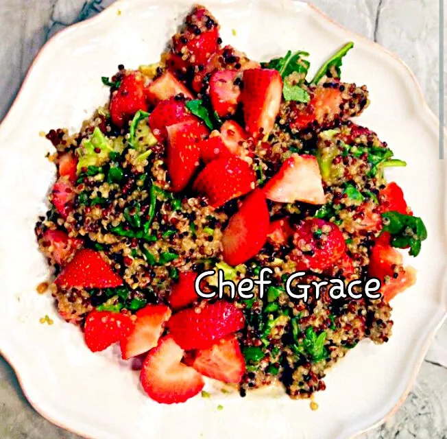 Quinoa with stwraberries|grace flambertさん