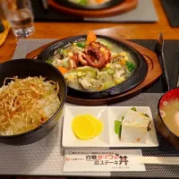 Snapdishの料理写真:たこツブステーキ丼|りさん