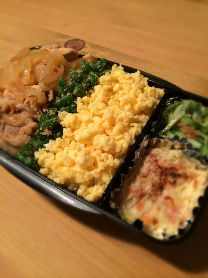 3色丼弁当🍙🍴💓|meyou..さん