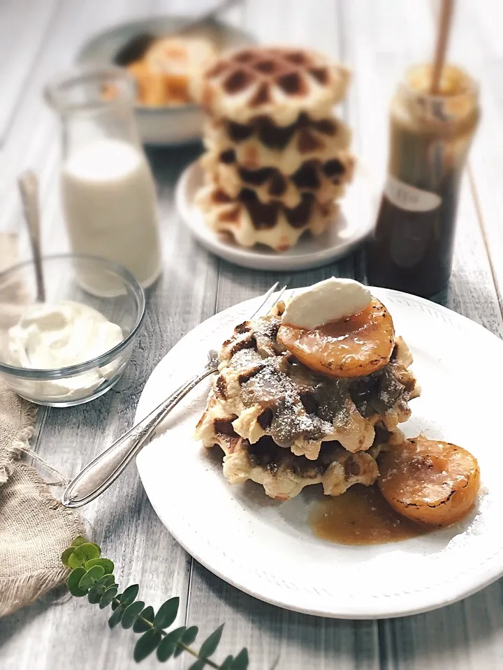 Liege waffle, pistachio and chocolate milk jam,honey roasted plums|rick chanさん