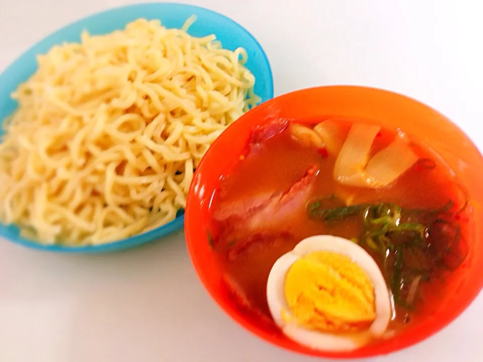 ラーメン、つけ麺、僕イケメン！|愛華さん