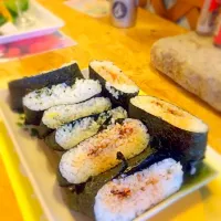 Snapdishの料理写真:おにぎらず|Ikuko Chubachiさん