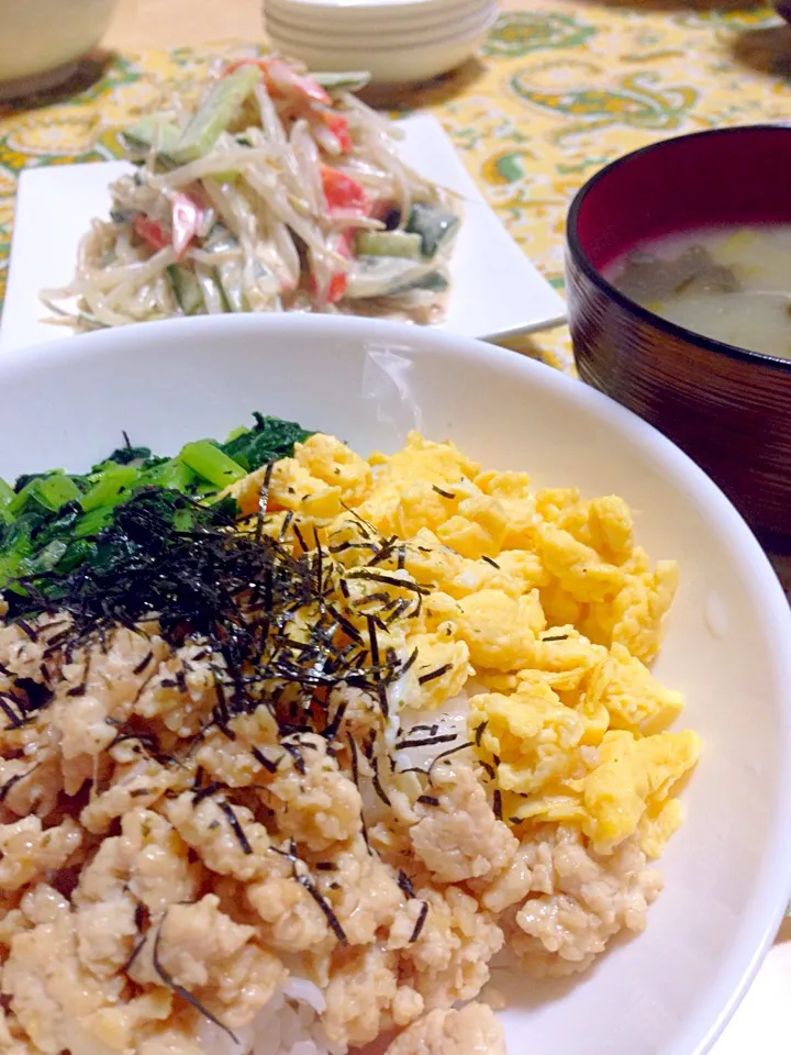 鶏そぼろの三色丼|Chihiroさん