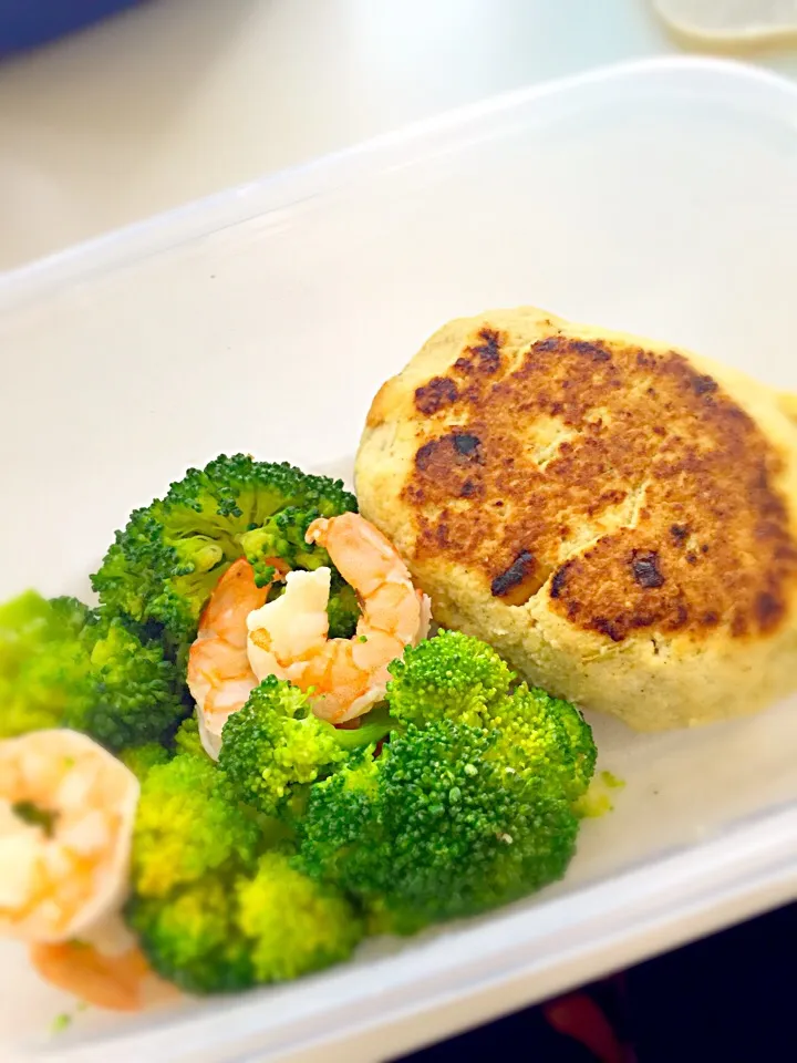 Raw tofu mixed chicken Hamburg (protein)|Rinaさん