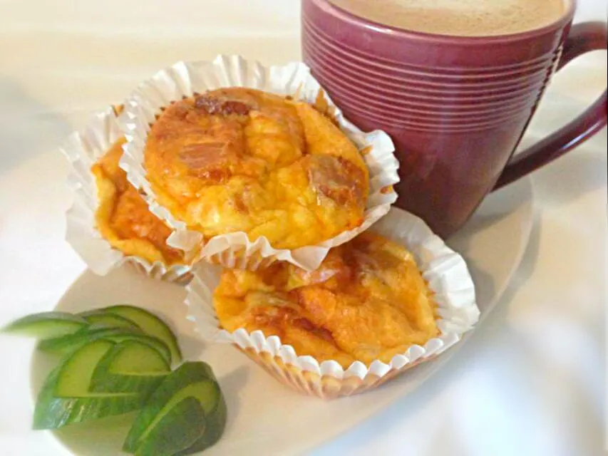 savoury muffins with bacon bits, sausage and free range eggs|tessさん