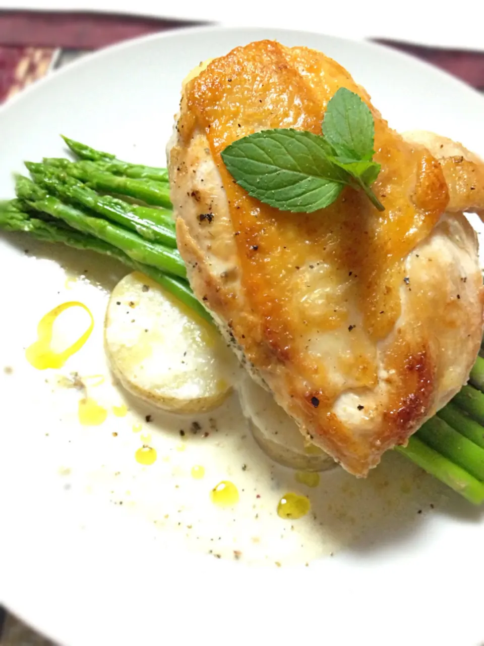 Chicken breast with asparagus and cream potato|Sayakaさん