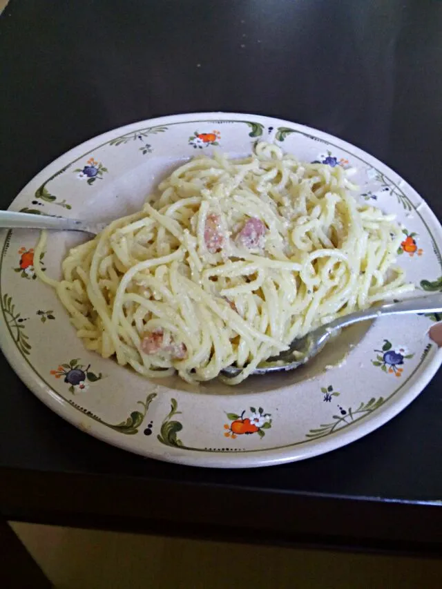 Snapdishの料理写真:Spaghetti Carbonara|Jennyさん