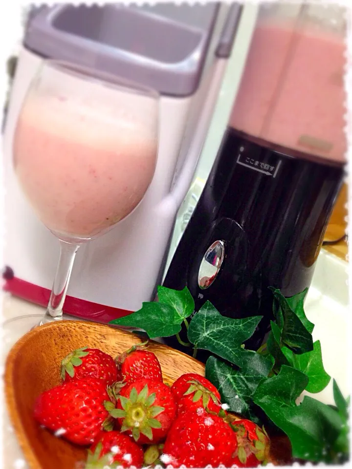 自家製ヨーグルトで 新鮮イチゴのドリンク|Kiyomiさん
