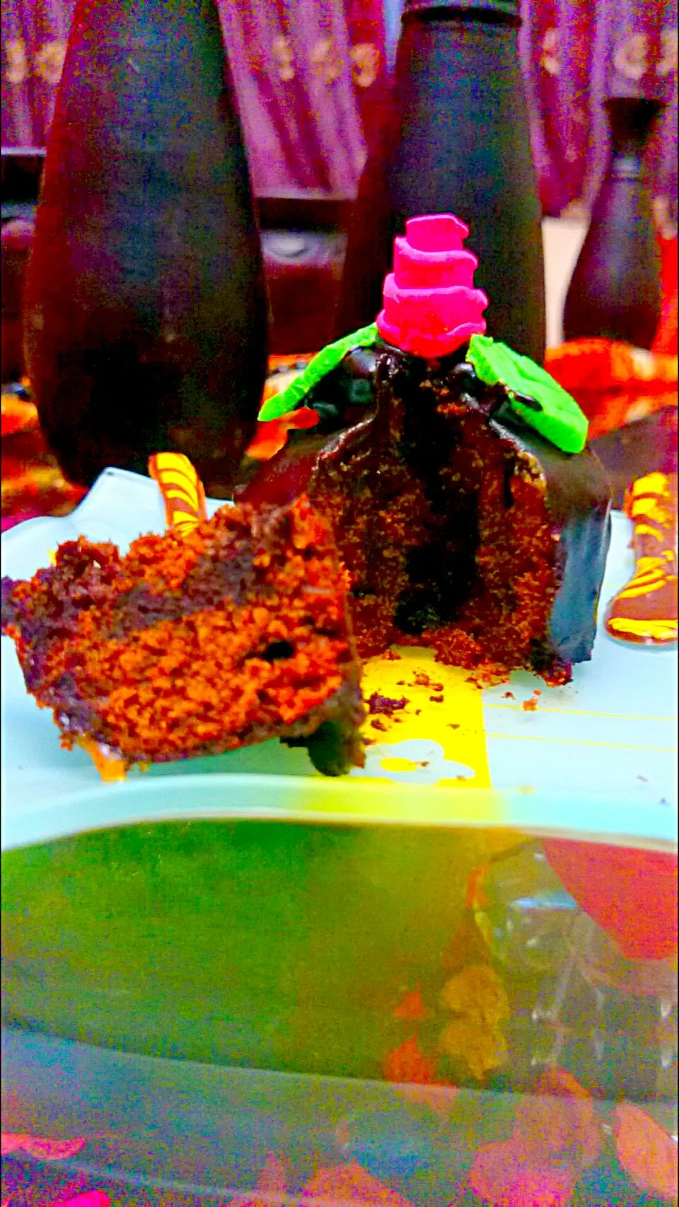 Snapdishの料理写真:cupcake with chocolate sauce 🍫|abeer abo bakrさん