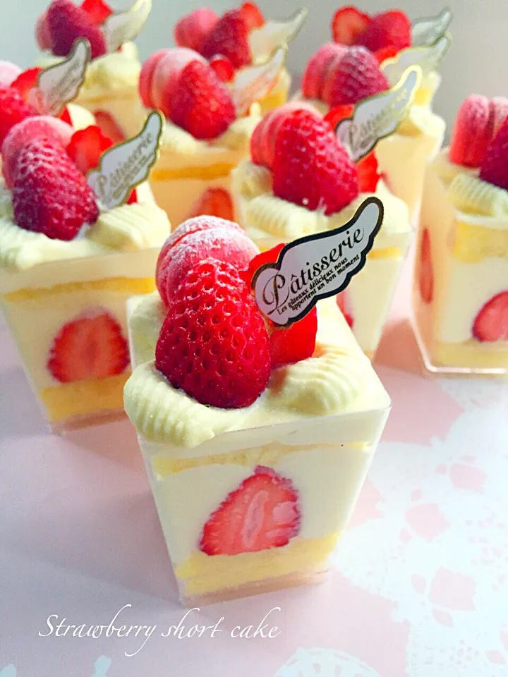 Strawberry short cake🍓|サクラさん