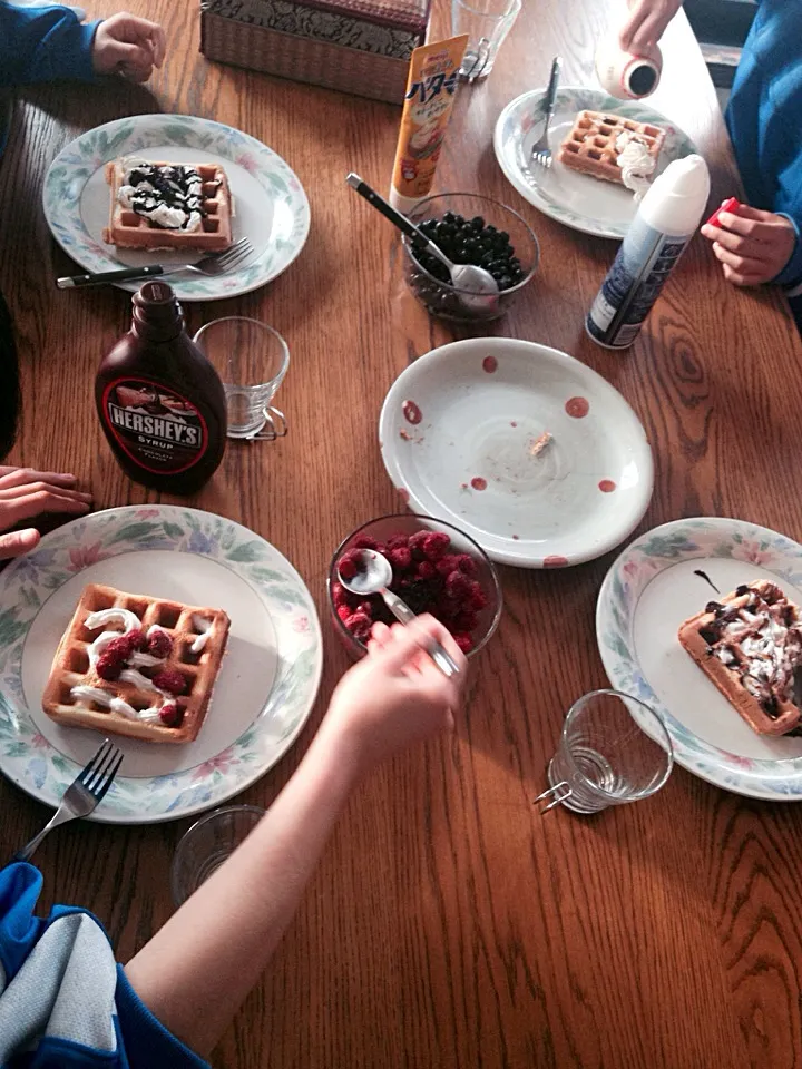 Waffle Breakfast for girls|Yuriさん