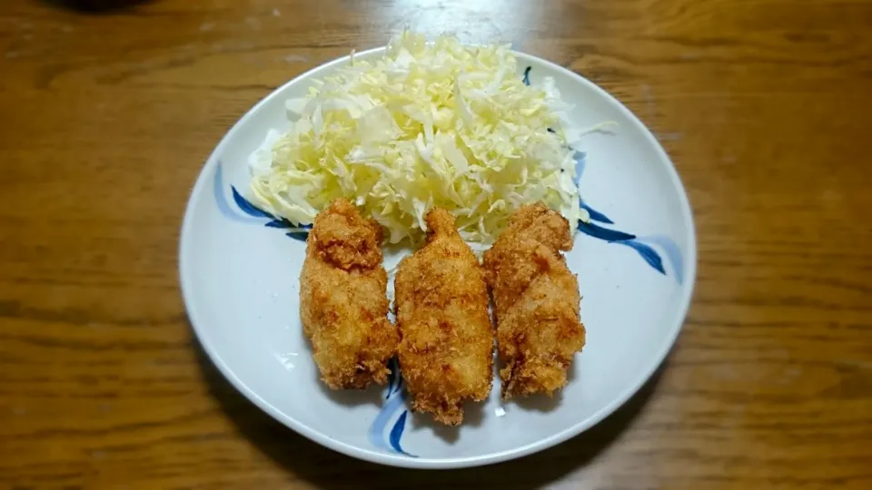 Snapdishの料理写真:薄切豚肉の長ネギ巻きカツ|じゃみさん