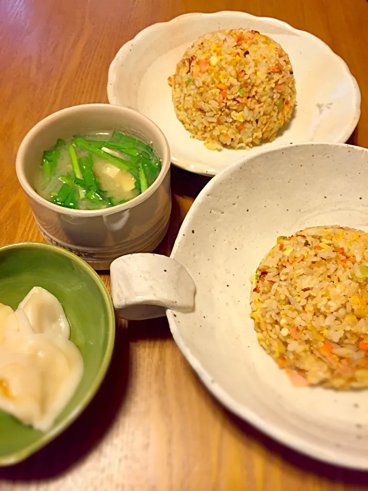 炒飯♡水餃子♡ニラとお豆腐のスープ|さくたえさん