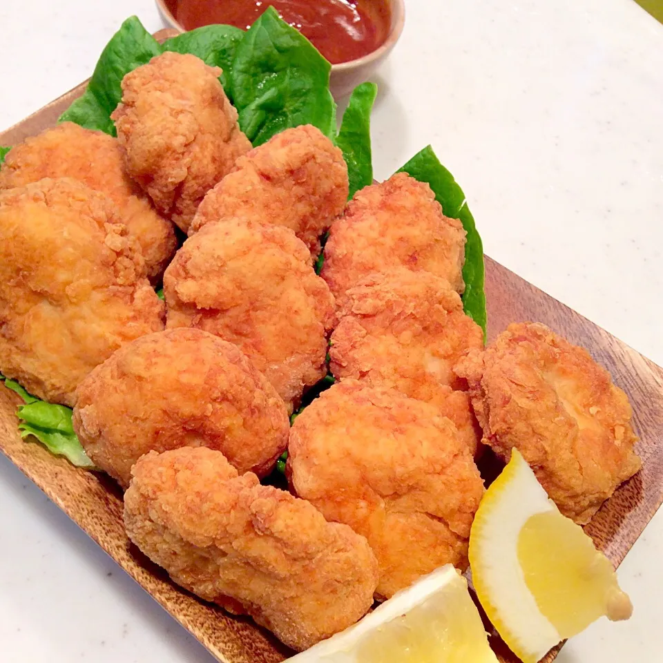 みったんさんの料理 お豆腐鶏胸肉のふんわりチキンナゲット❤︎水切り無し。ハニーBBQソースで✨|みきこさん