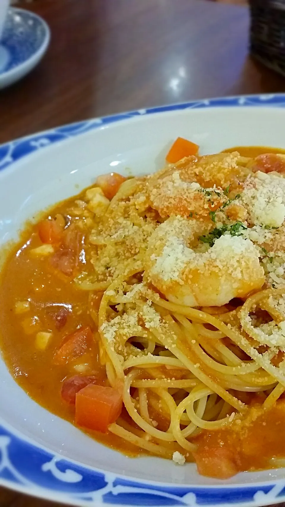 Snapdishの料理写真:Lobster Bisque Pasta with prawns|jorccyさん