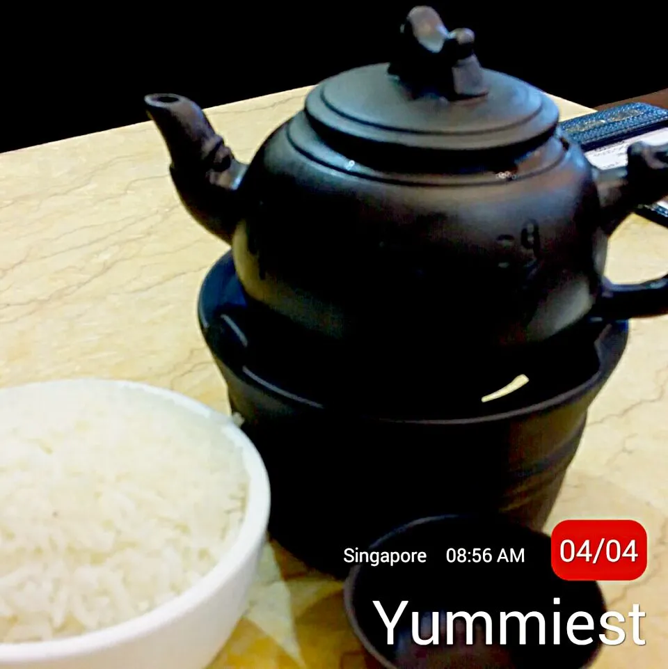 Chicken Soup served in a tea pot|Chua Jeanさん