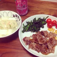 Snapdishの料理写真:ただの肉炒め(*´ー｀)ﾉ|yoko naitoさん