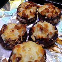 Snapdishの料理写真:Baked Portobello, very juicy