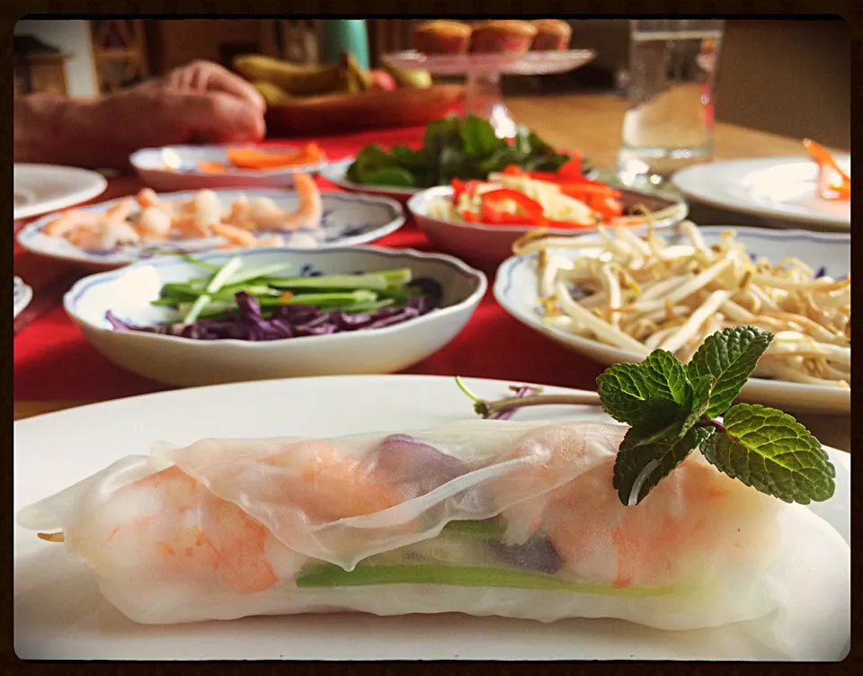 夏卷 Vietnamese summer rolls 🍤 perfect to complement  easter lunch on a sunny day 🌅|CatzeMDさん