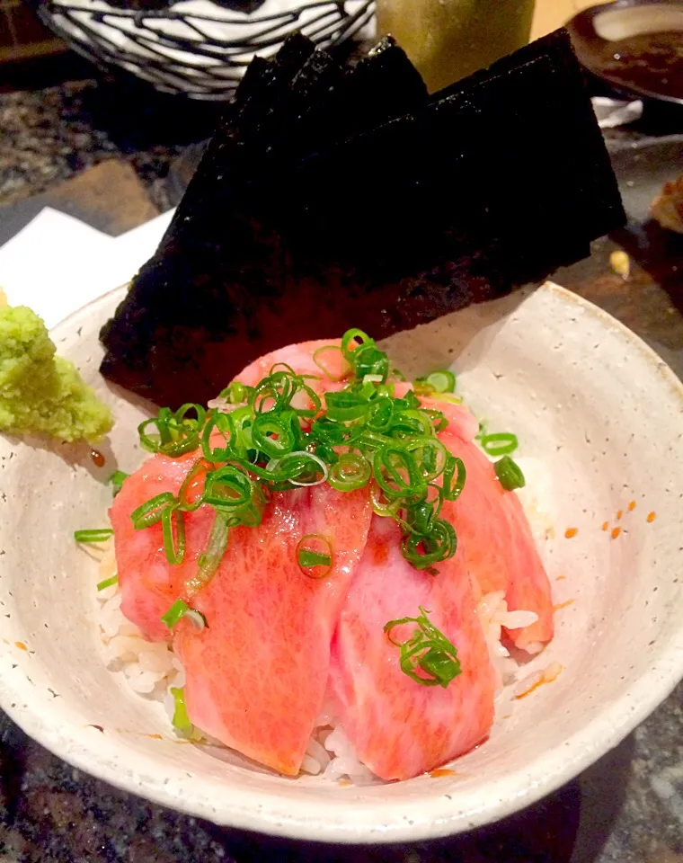 まぐろトロ丼🍣|Toru Satoさん