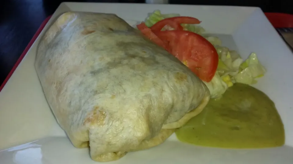 Spinach Burrito|Christian J. Torres Cañarteさん