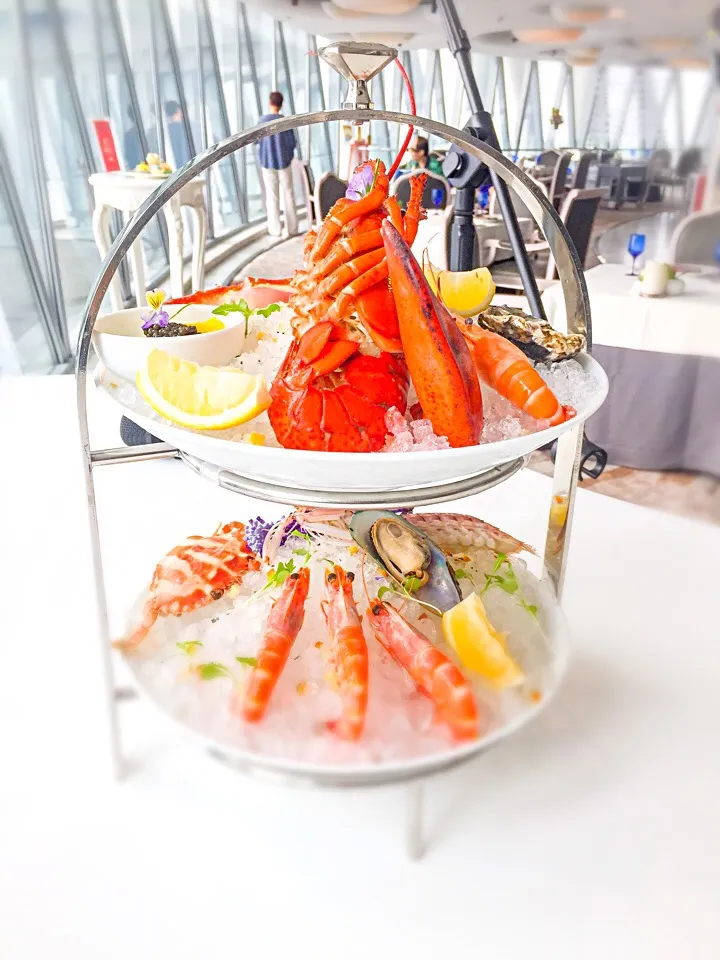 Seafood platter for one by chef Louis.|chef louisさん