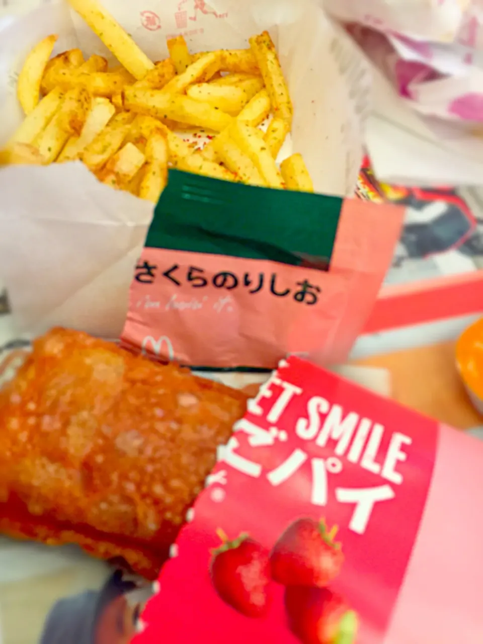 🍟マックフライシャカシャカポテト 桜のり塩味🌸  いちごパイ🍓|ch＊K*∀o(^^*)♪さん