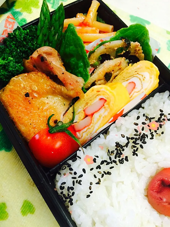 Snapdishの料理写真:父さんの夜勤弁当〜♪|kiyomiさん