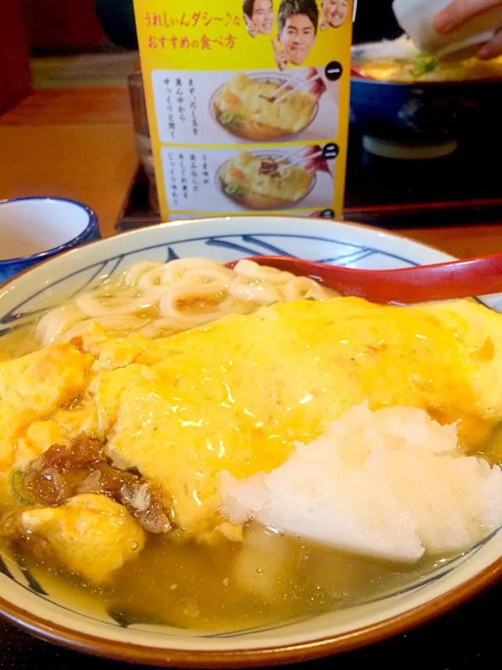 丸亀 だし玉肉うどん めちゃ、いけるんダシ〜♪|ナナさん