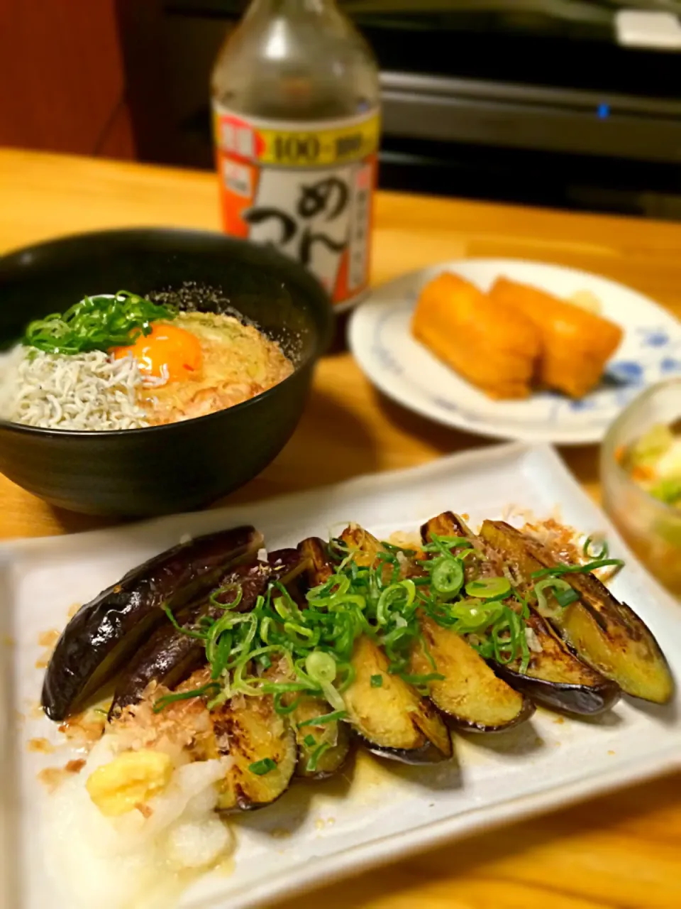 焼きナスと釜玉うどんしらす入り|うーろんさん