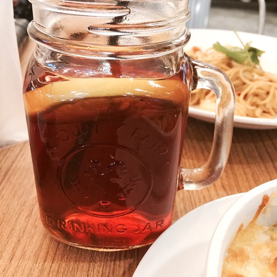 had a cup of iced teh c, but didn't take a photo|Zoe Teohさん