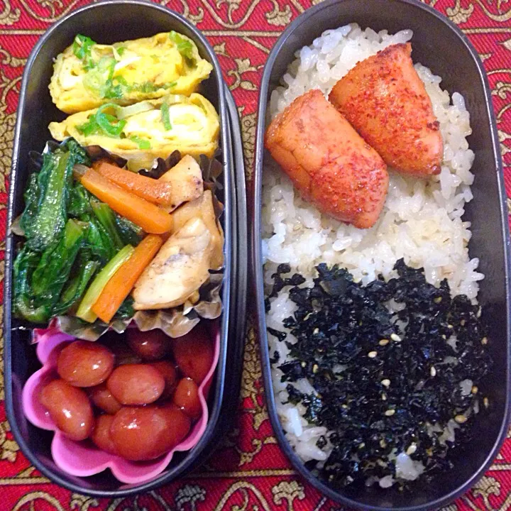 青梗菜と鶏ささみの牡蠣油炒めと焼き辛子明太子のっけ弁当|もえさん