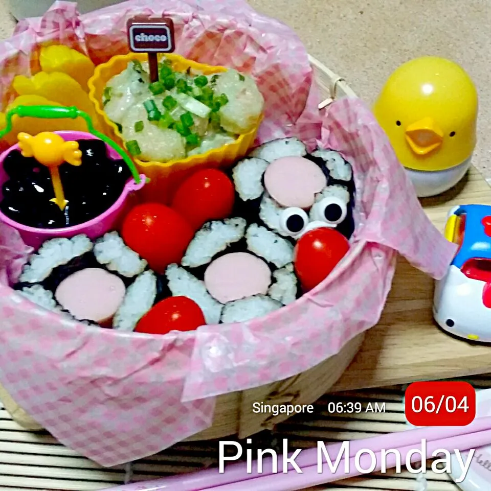 Pink Monday|Chua Jeanさん