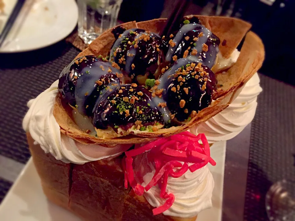 名物のたこ焼きハニトー@BATUR大阪(天王寺)|かっちっさん