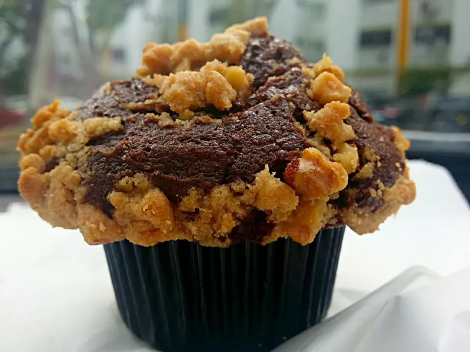 Walnut Choc Chips Muffin 😍💋👅|🌷lynnlicious🌷さん