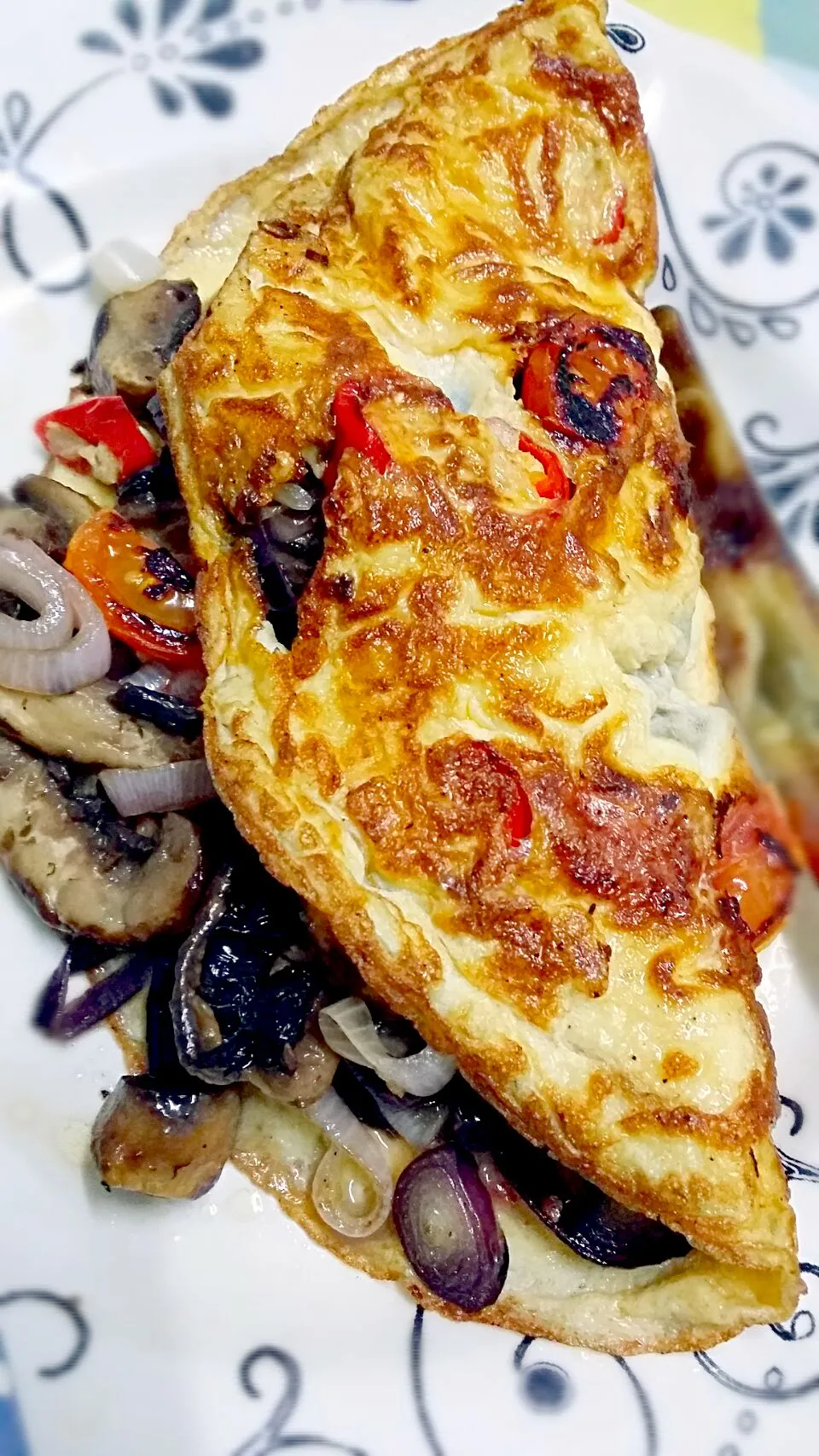 tomato and chili omelette with portobello mushrooms|Emie Aliasさん