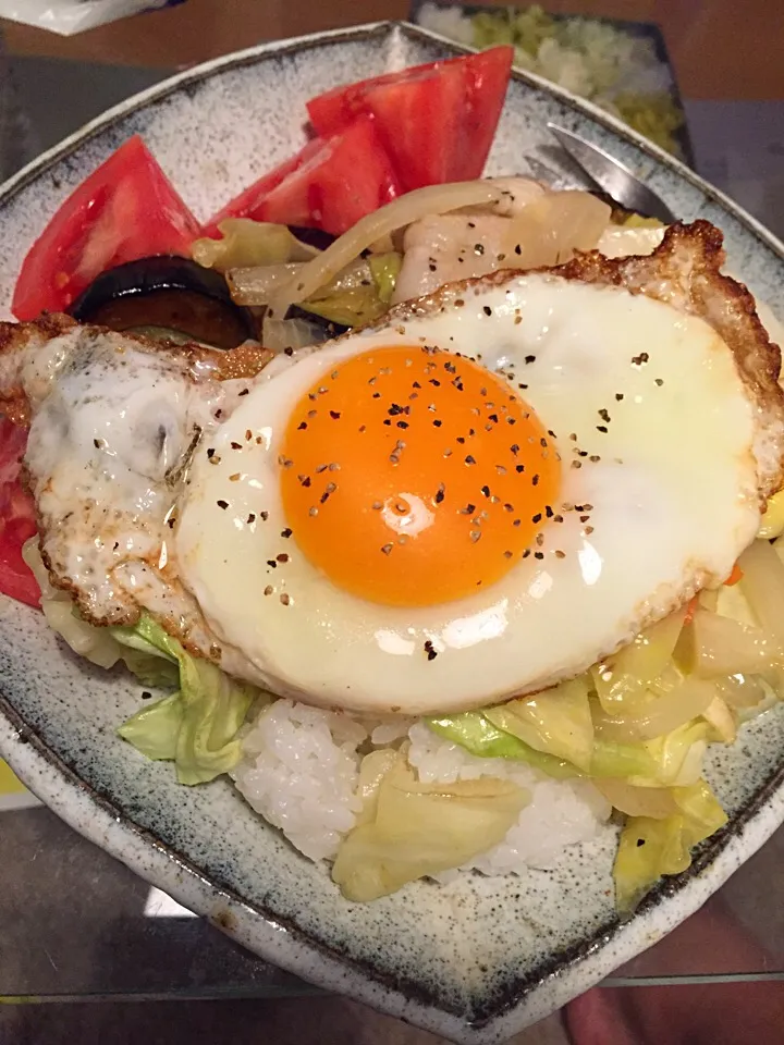 野菜炒め丼|たけのこジョニーさん