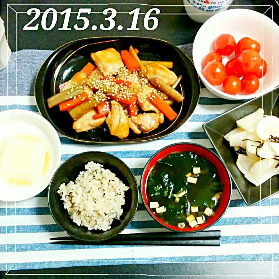 ✡柔らか鳥ごぼう✡卵豆腐✡ミニトマト✡大根の浅漬け✡お味噌汁✡ひじきご飯|もこハムさん