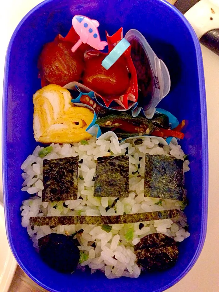 Snapdishの料理写真:年少 お弁当 バスのつもり|亜希さん