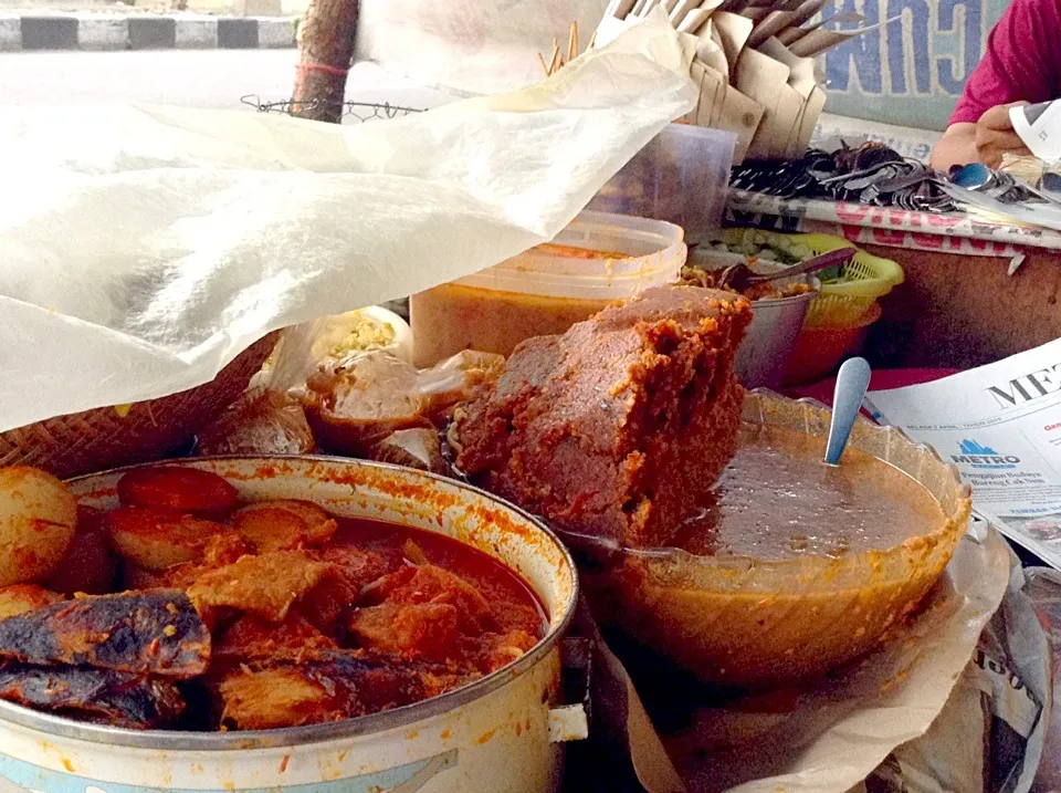 Nasi Pecel|Bambang Budiono Tjioさん