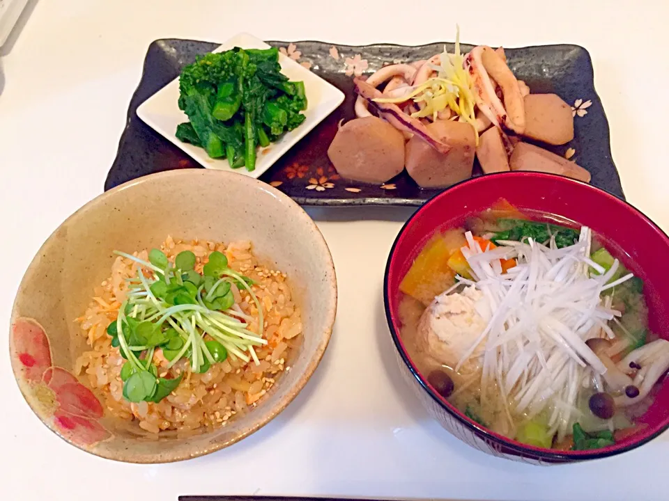 いかと里芋の煮物。|ももみにゃん。さん