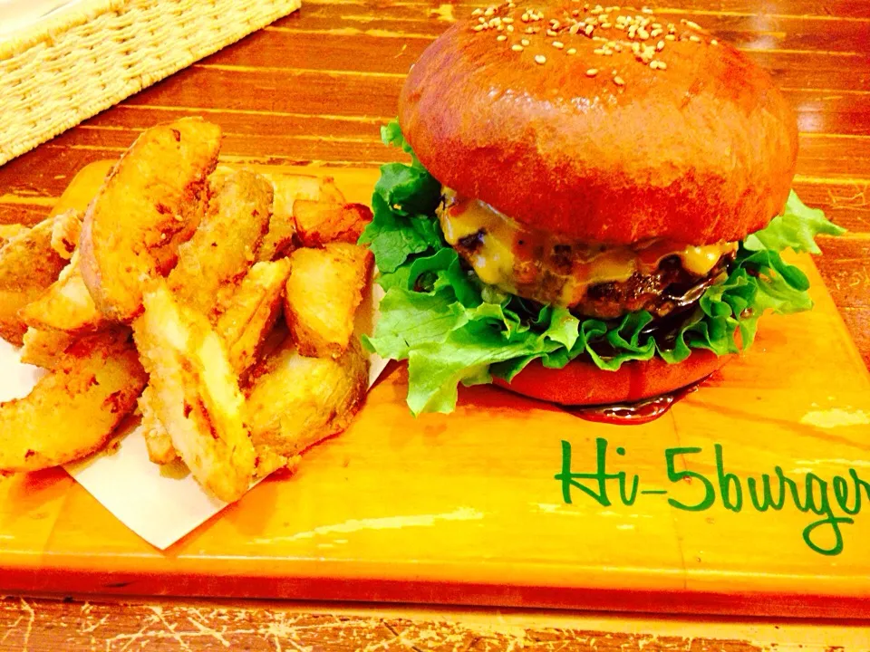 ハワイアンバーガー@Hi-5burger|大塚寛之さん