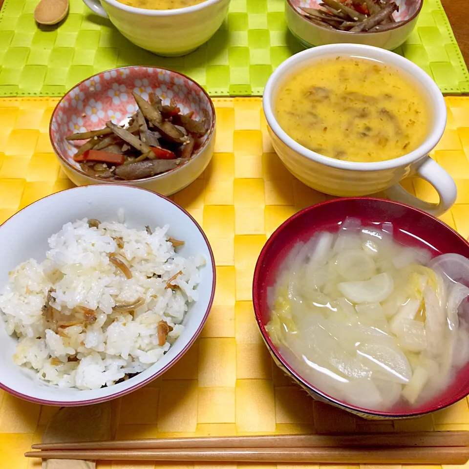 キンピラ、生姜餡のキノコ茶碗蒸し、大根と白菜のお味噌汁|舐め子さん