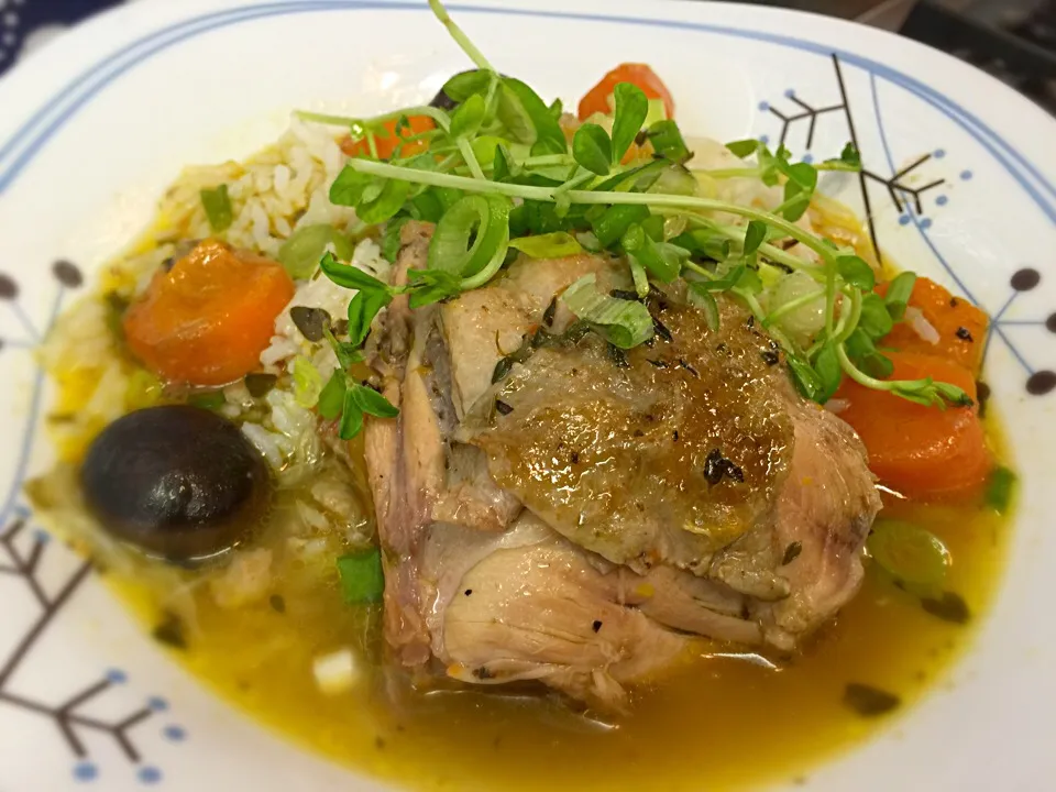 Slow Cook Mixed Herbs Chicken serve with Rice|Colleen Teoさん