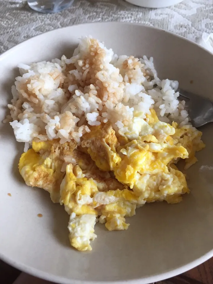 Snapdishの料理写真:Eggs and rice 4/7|Didi Duangさん