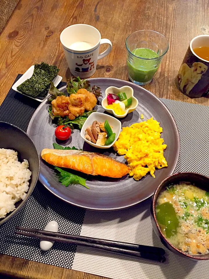 バタバタ朝ごはん🍚🌿|まみりんごさん