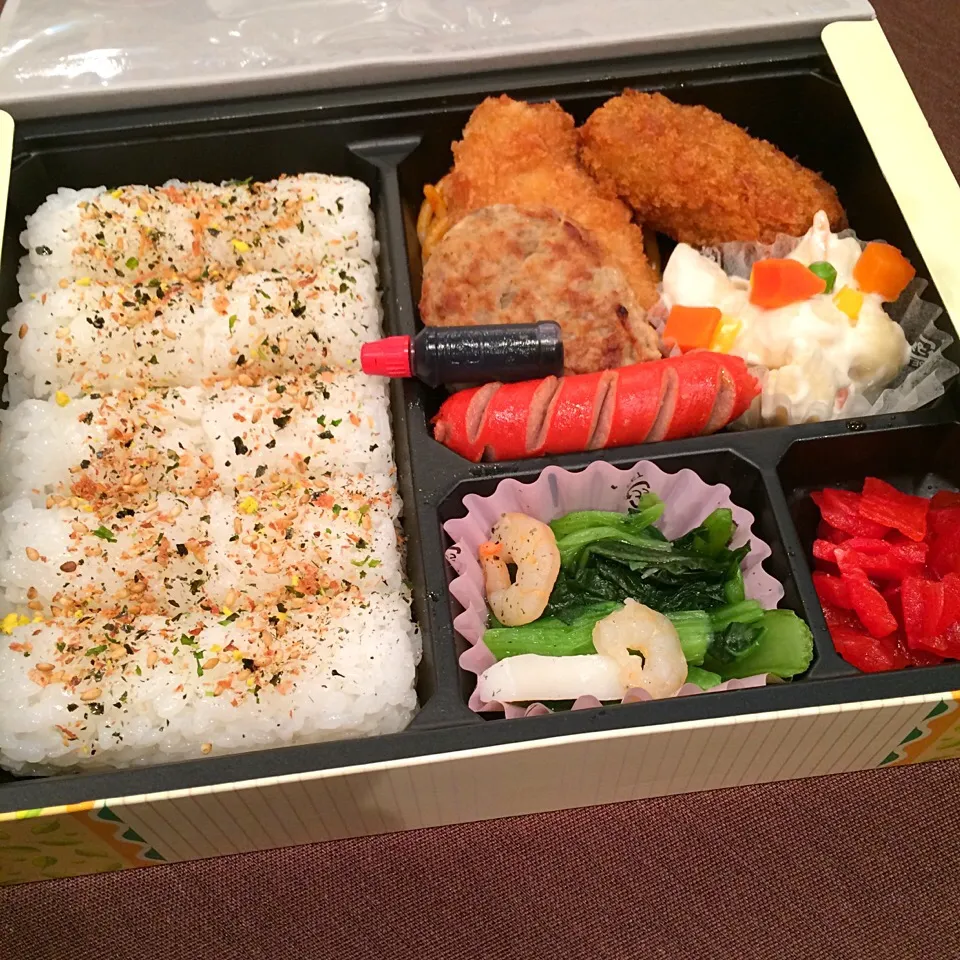 今日のお弁当‼︎ 8 April|Yoshinobu Nakagawaさん