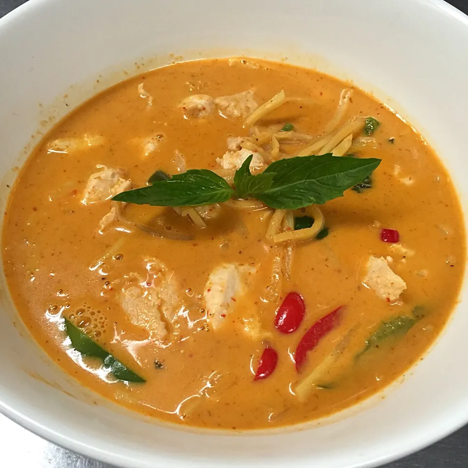 Snapdishの料理写真:Ck Red curry|chaboonさん