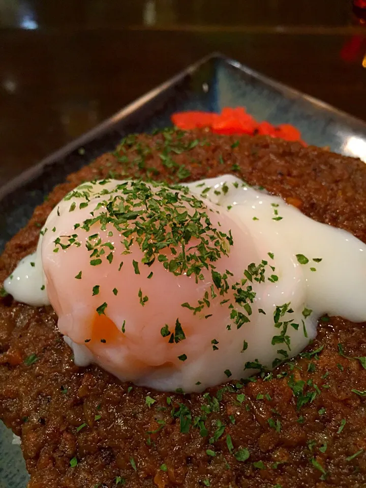 ハイチ ドライカレー温玉のせ|みなさん